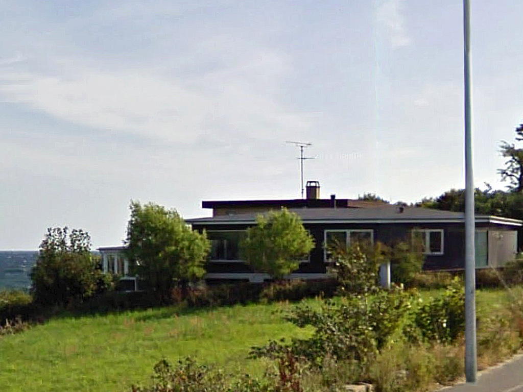 Strandvejen 74 Sandvig 2010